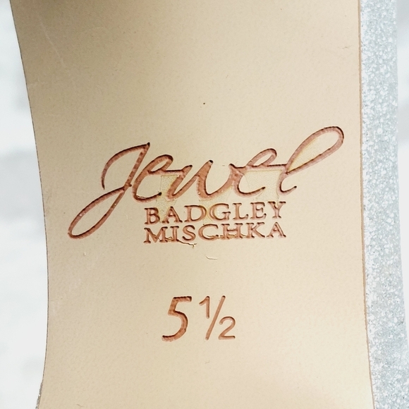 New Badgley Mischka Raleigh Silver Ankle Strap Pointed Toe Heels C207 - Picture 11 of 13